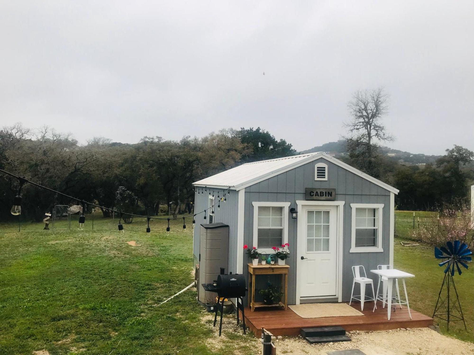 Tiny House - Our Little Piece Of Paradise Lakehills Экстерьер фото